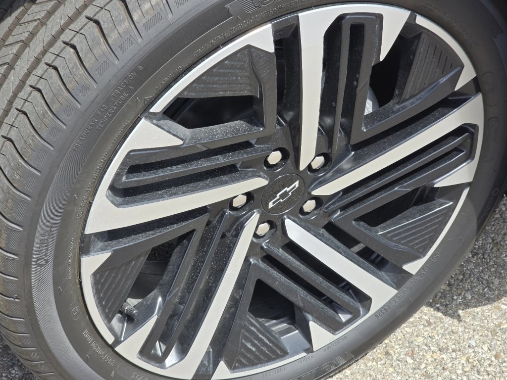 New 2026 Chevrolet Equinox RS AWD/4WD image 9