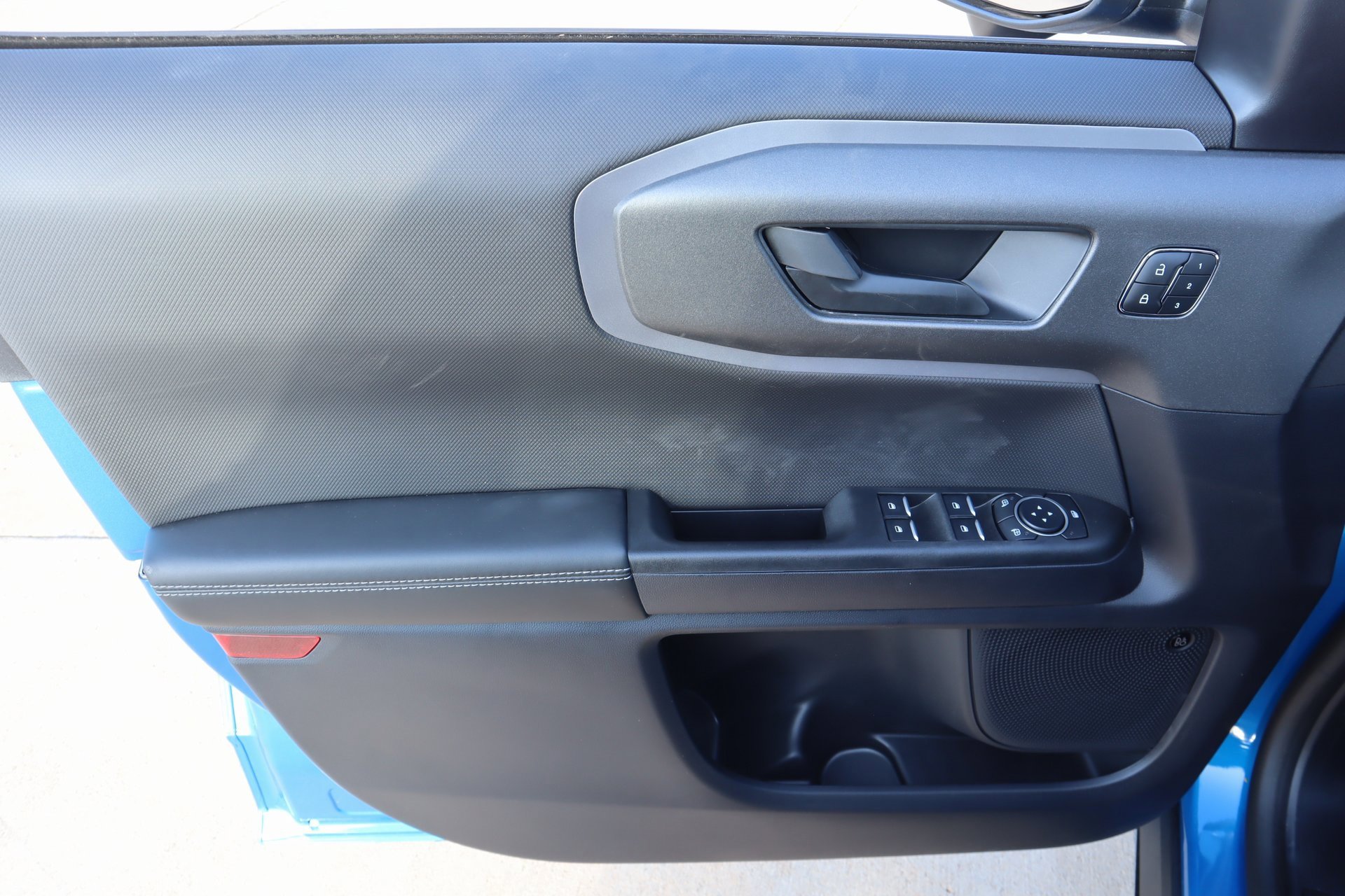 New 2025 Ford Bronco Sport Outer Banks w/ Outer Banks Tech Package+ image 16