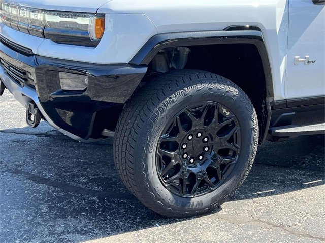 New 2026 GMC Hummer EV 4x4 Crew Cab image 9