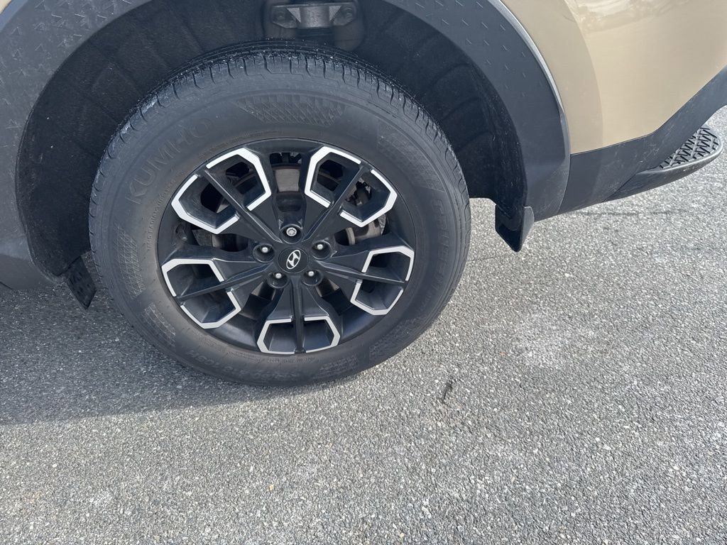 Used 2023 Hyundai Santa Cruz SEL image 8