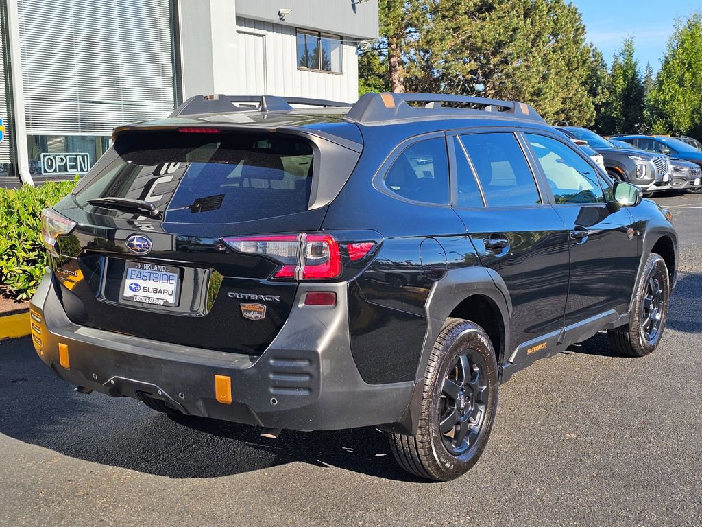 Used 2022 Subaru Outback Wilderness w/ Wilderness Package AWD/4WD image 7