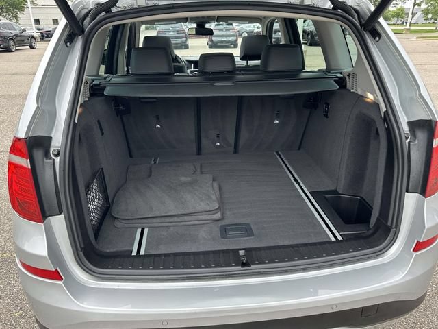 Used 2017 BMW X3 xDrive28i AWD/4WD image 17