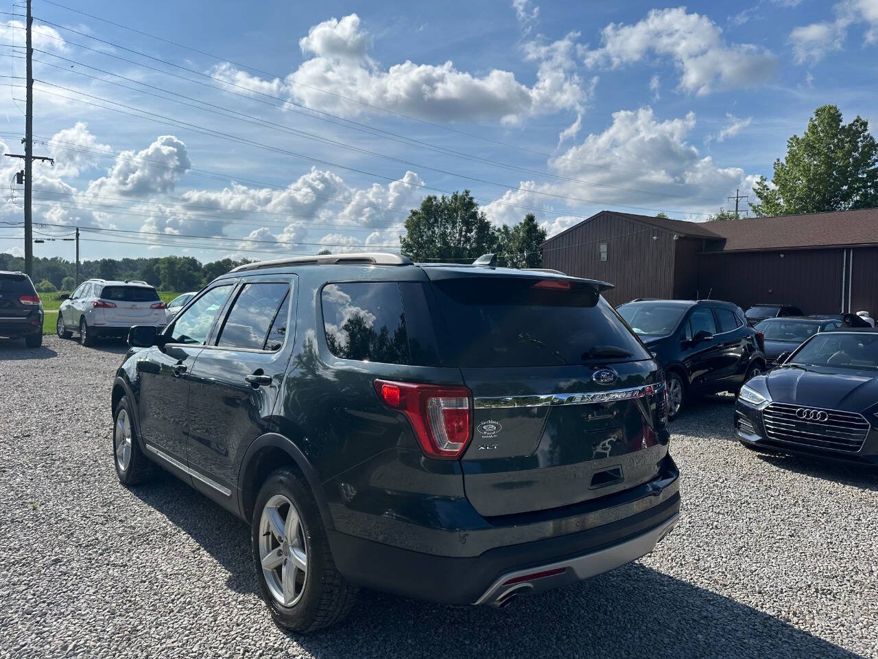 Used 2016 Ford Explorer XLT w/ Equipment Group 202A AWD/4WD image 7