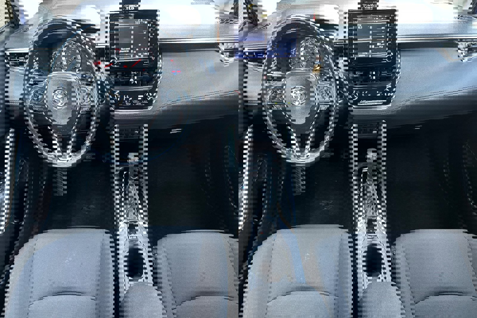 Used 2022 Toyota Corolla Cross LE image 14