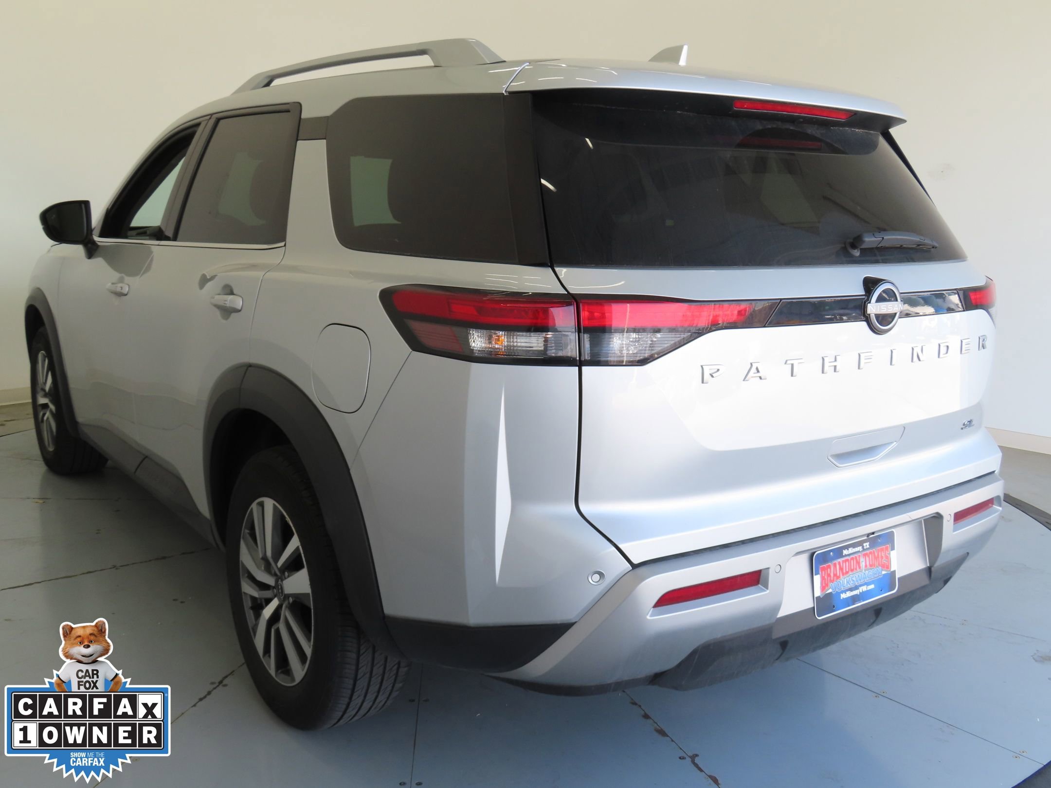 Used 2025 Nissan Pathfinder SL image 7