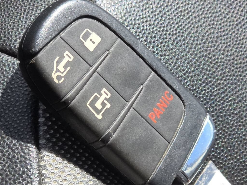 Used 2025 RAM ProMaster 2500 w/ Convenience Group FWD image 56