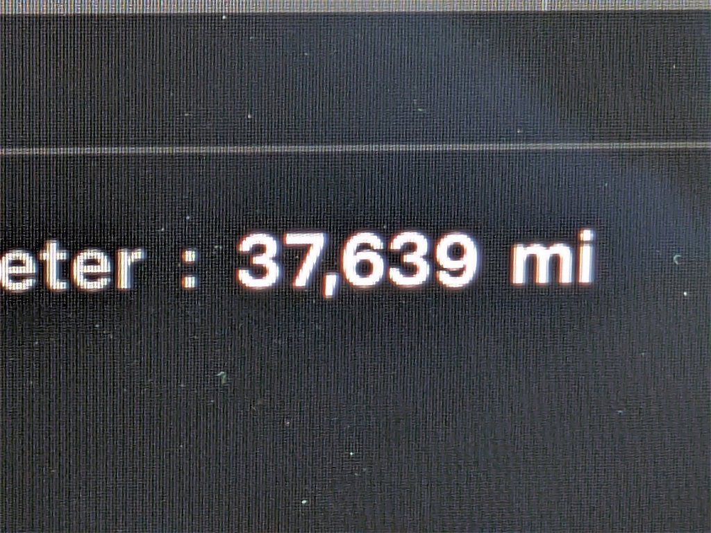 Used 2022 Tesla Model X Plaid image 39