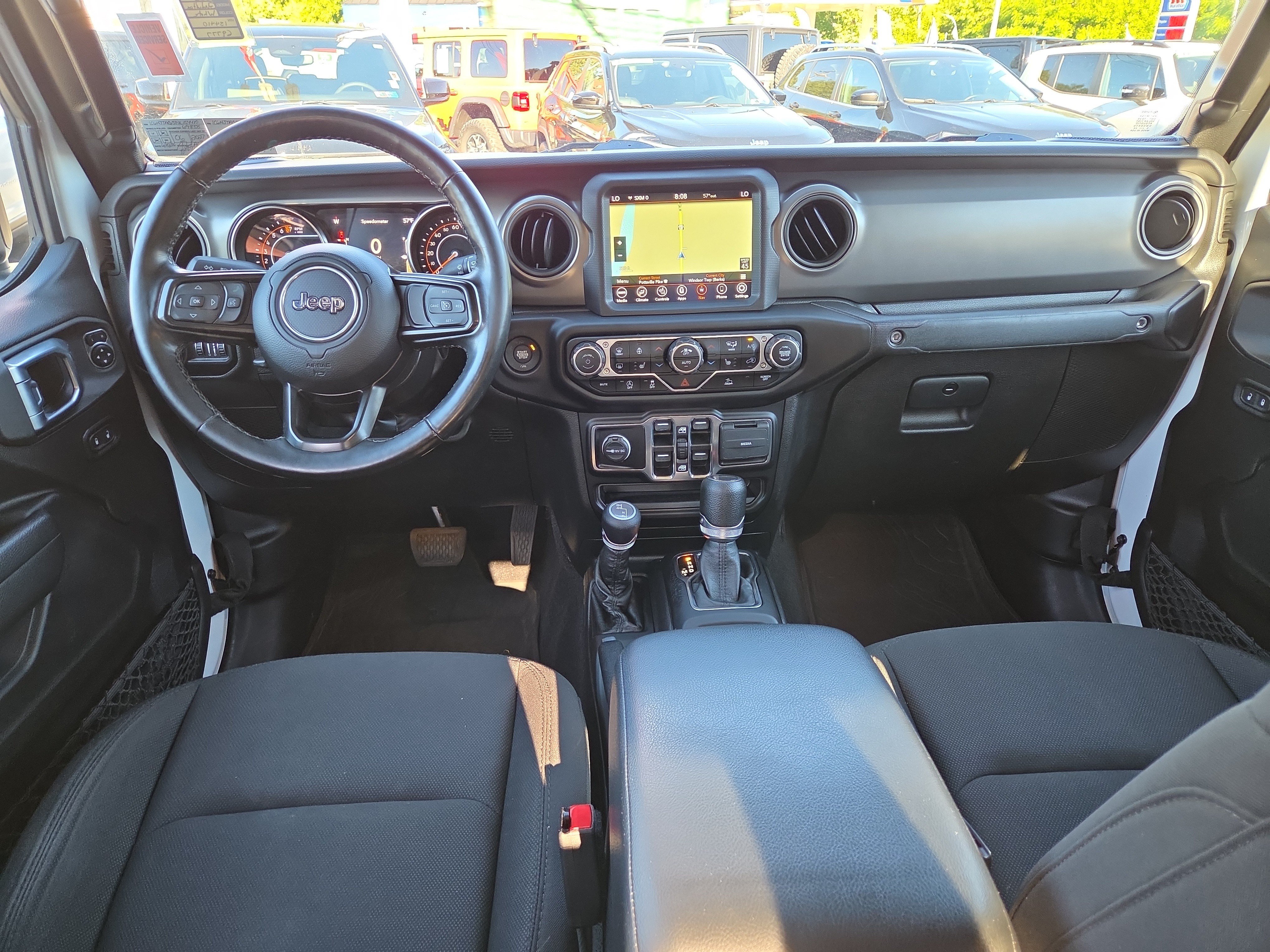 Certified 2022 Jeep Gladiator Overland AWD/4WD image 24