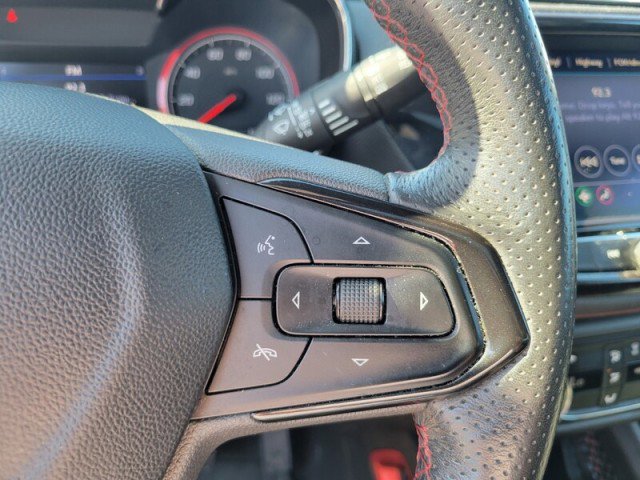 Used 2023 Chevrolet TrailBlazer RS w/ Sun and Liftgate Package FWD image 17