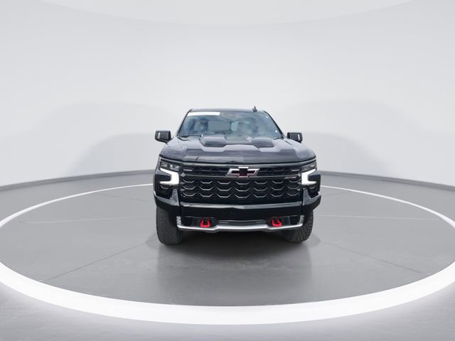 Used 2023 Chevrolet Silverado 1500 ZR2 w/ Technology Package AWD/4WD image 3