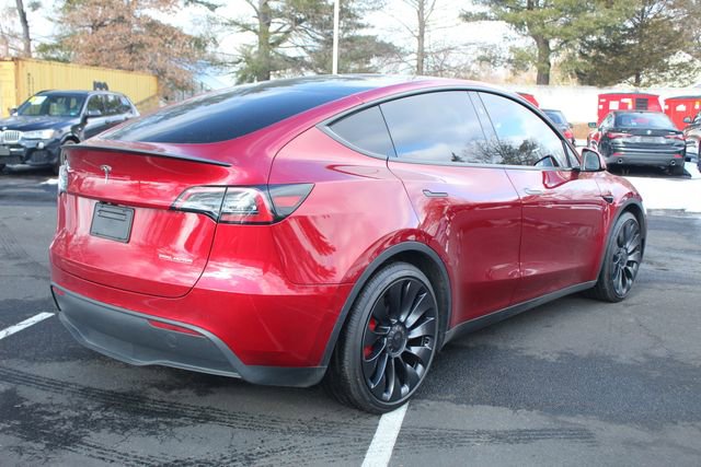Used 2025 Tesla Model Y Performance image 9