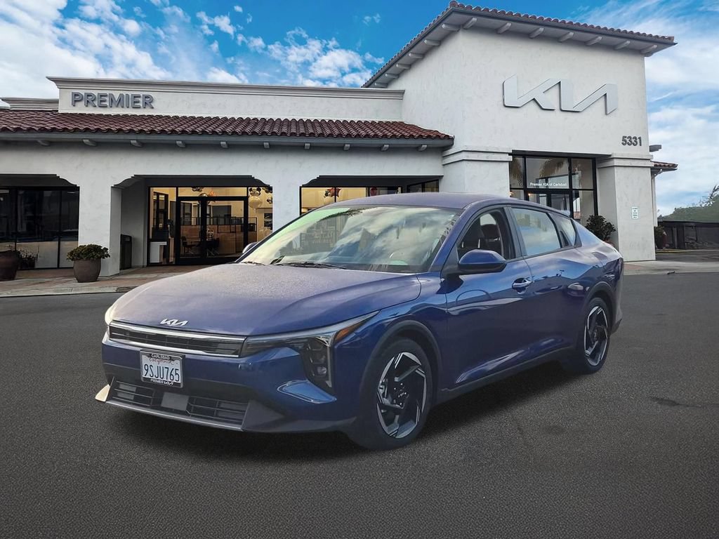 Certified 2025 Kia K4 GT-Line Turbo FWD image 4