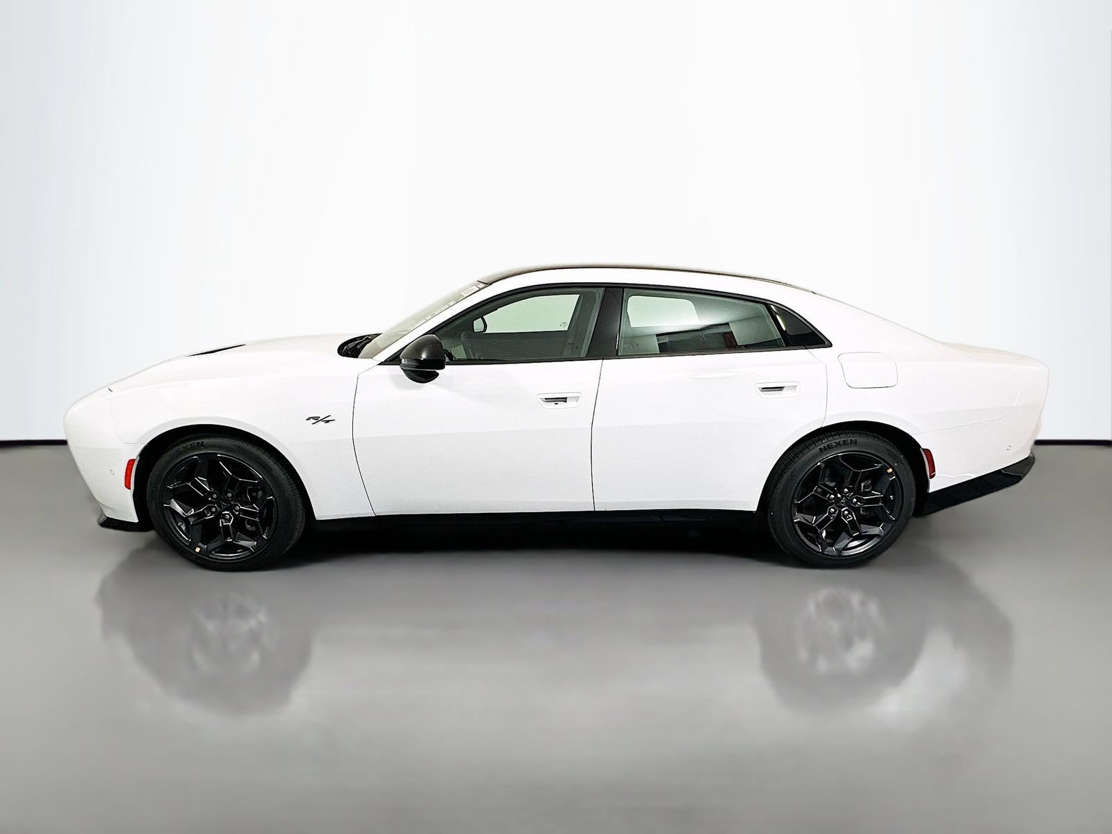 New 2026 Dodge Charger R/T w/ Driver Convenience Group AWD/4WD image 4