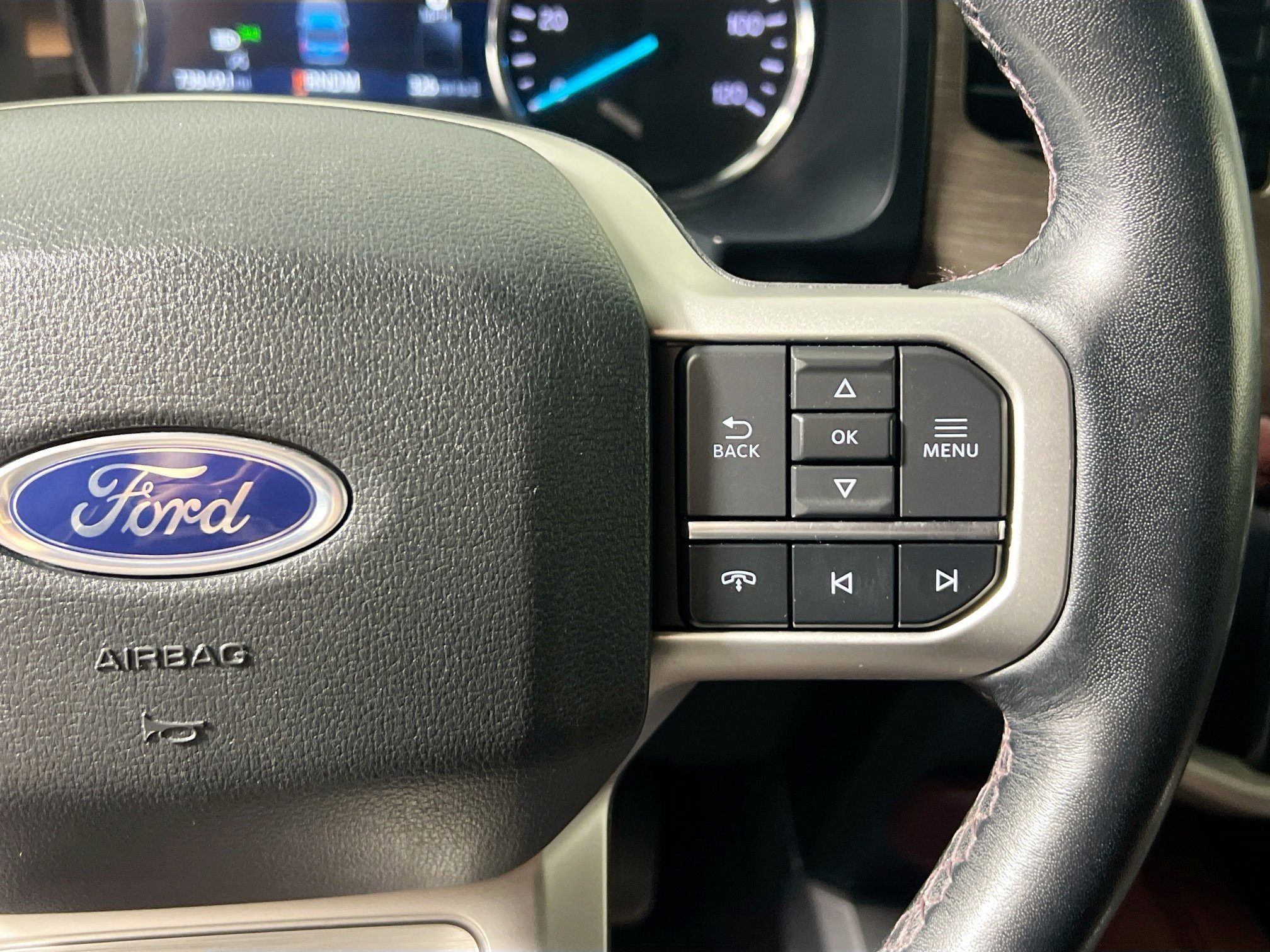 Used 2023 Ford Expedition Limited RWD image 19