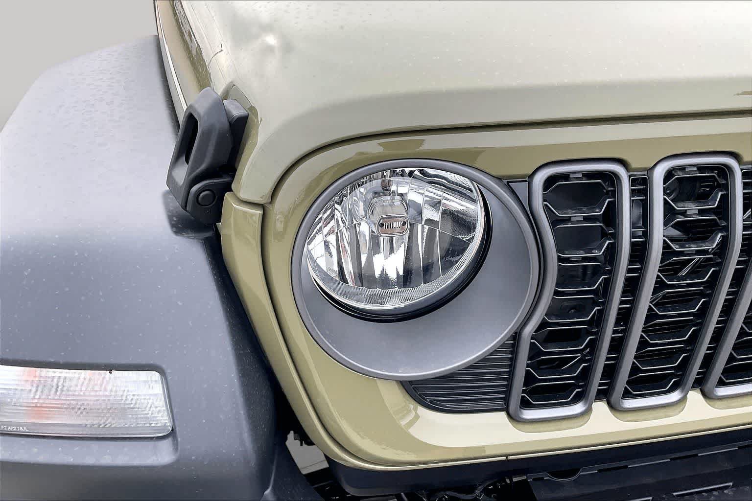 New 2026 Jeep Wrangler Sport AWD/4WD image 13