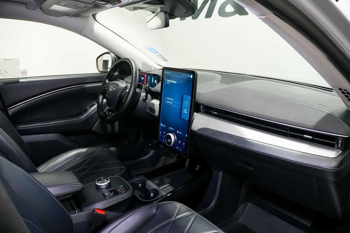 Used 2023 Ford Mustang Mach-E Select RWD image 18