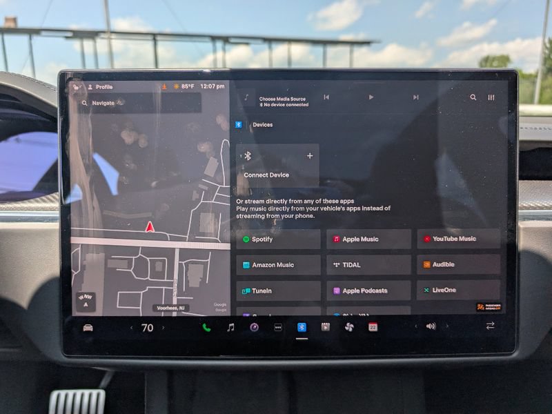 Used 2023 Tesla Model S Plaid AWD/4WD image 29
