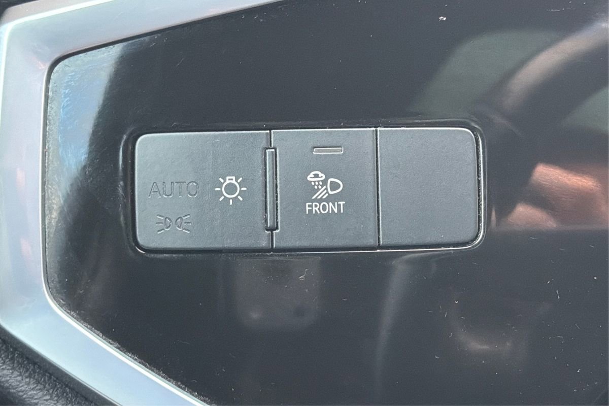 Used 2023 Audi Q3 2.0T Premium image 18