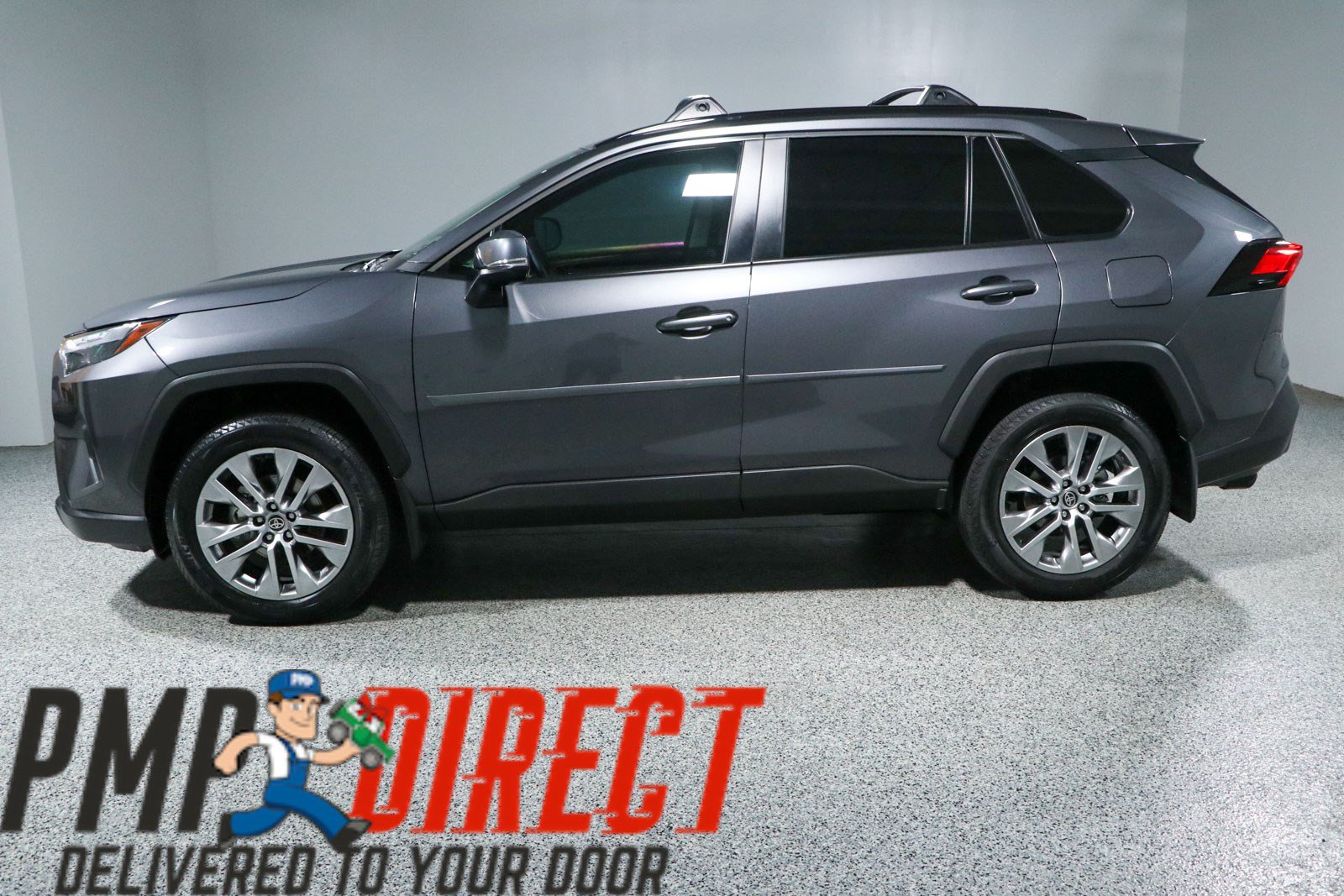 Used 2024 Toyota RAV4 XLE Premium FWD image 10