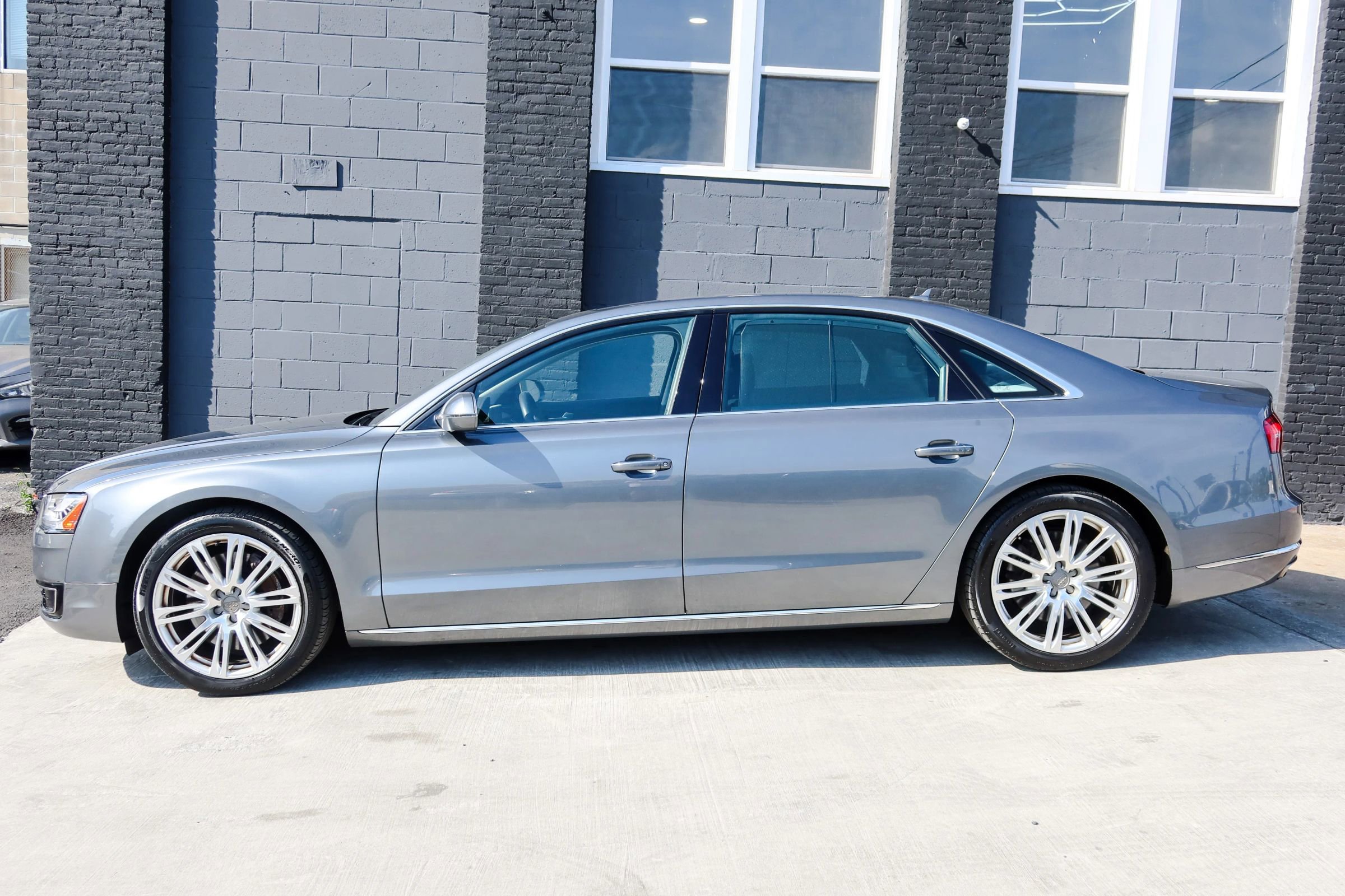 Used 2015 Audi A8 L 3.0T AWD/4WD image 5