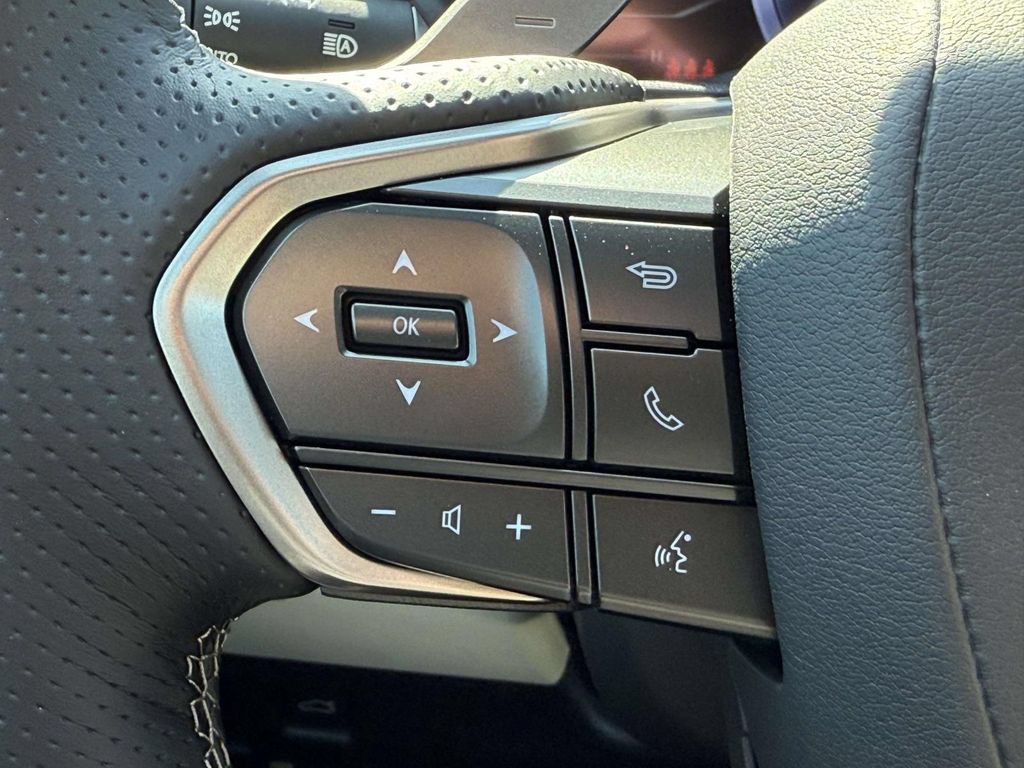 New 2026 Lexus IS 350 F Sport AWD/4WD image 18