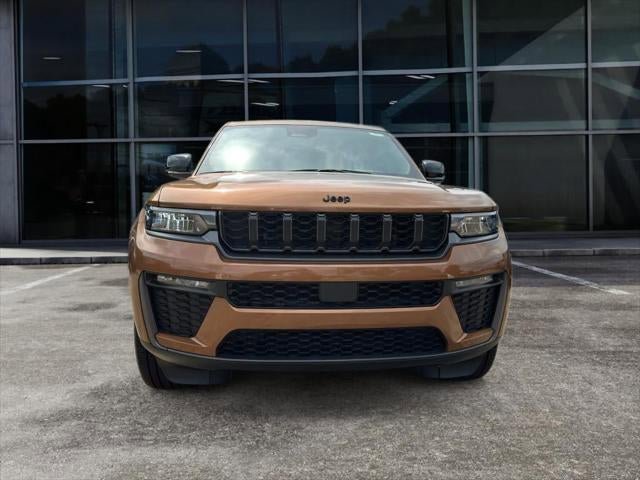 New 2026 Jeep Grand Cherokee Limited RWD image 24