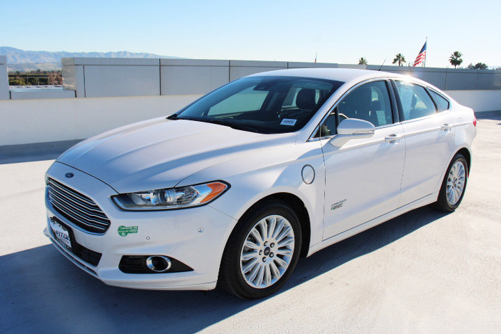 Used 2014 Ford Fusion Energi SE w/ Driver Assist Package image 6