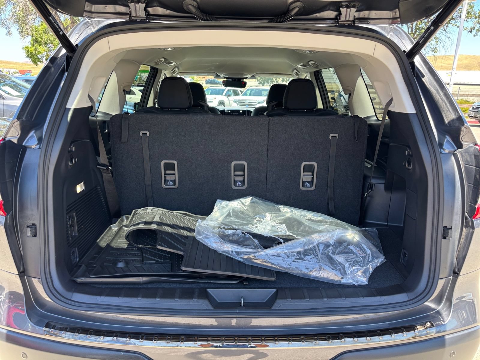 Used 2026 Subaru Ascent Premium AWD/4WD image 19