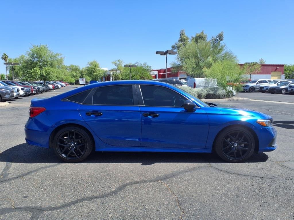 Used 2023 Honda Civic Sport image 3