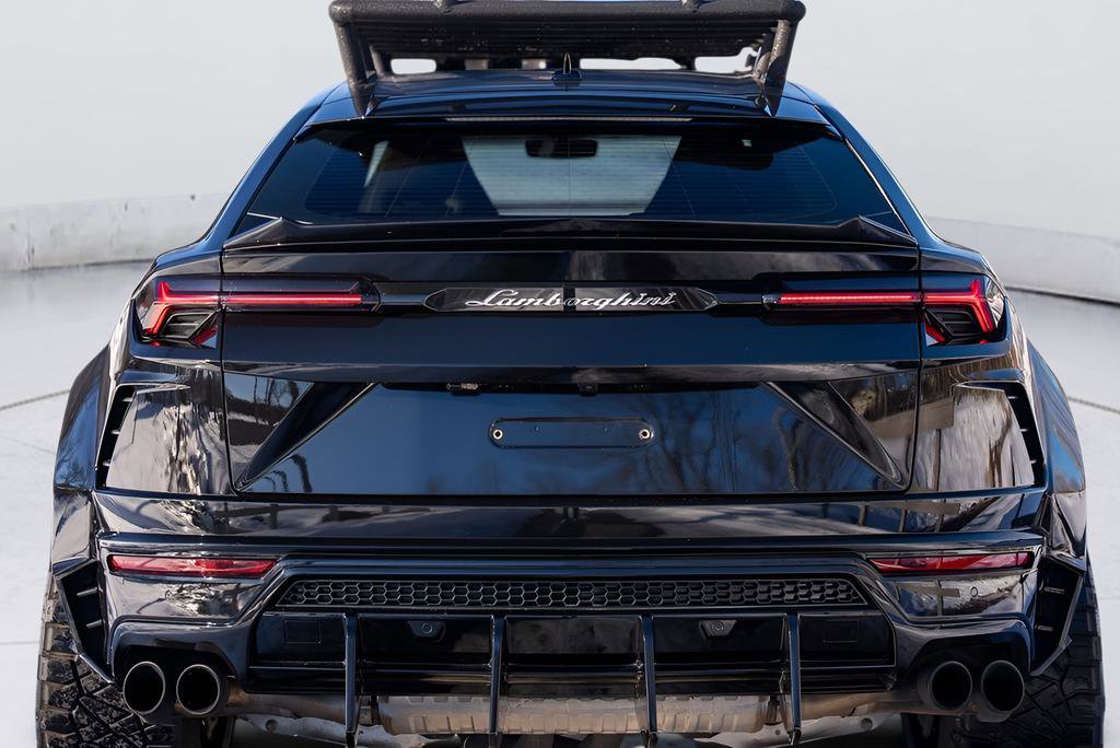 Used 2022 Lamborghini Urus AWD/4WD image 11