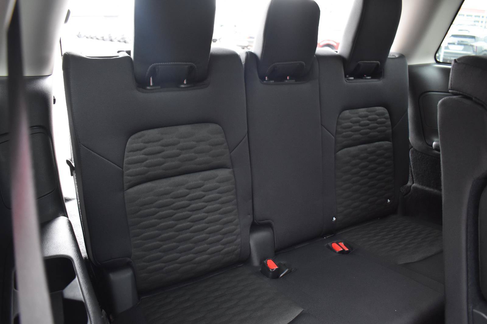 Used 2024 Nissan Pathfinder SV FWD image 65
