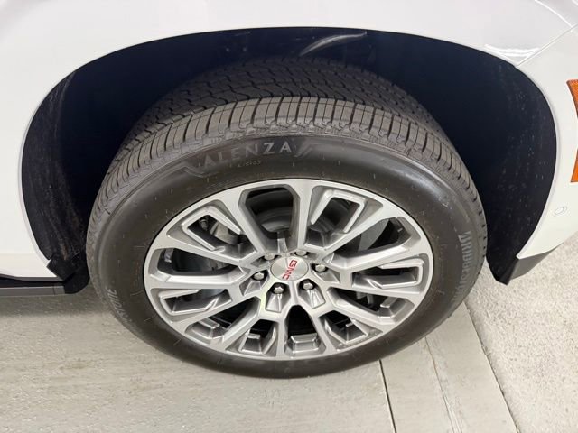 New 2026 GMC Yukon Denali w/ Denali Reserve Package image 4