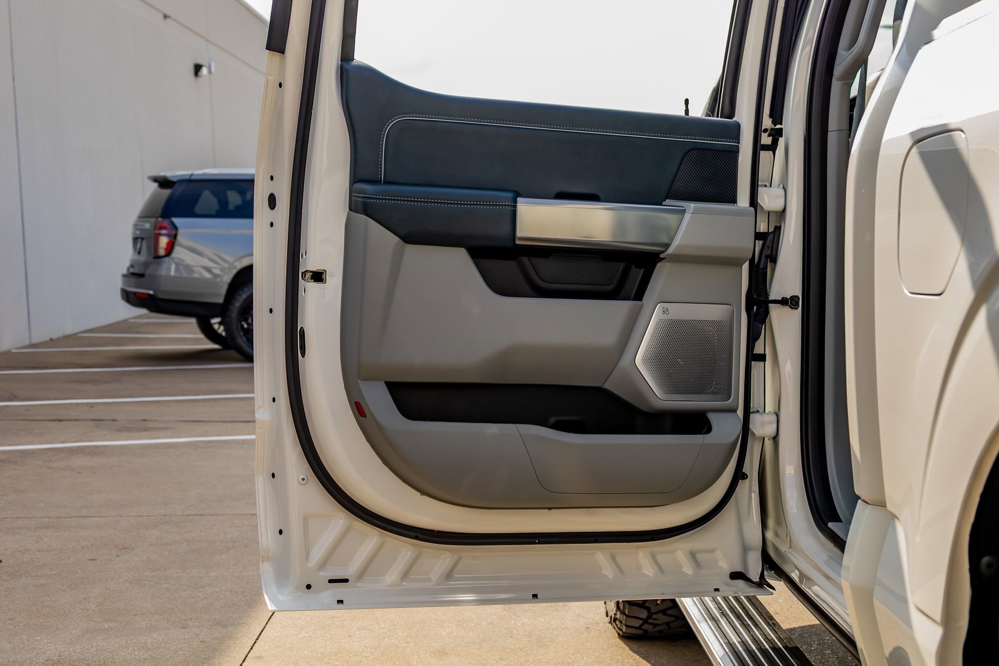 Used 2023 Ford F150 Limited AWD/4WD image 39