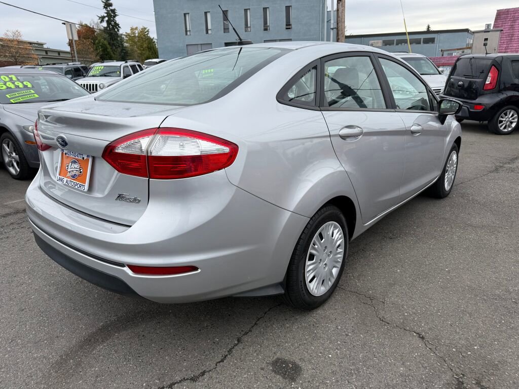 Used 2017 Ford Fiesta S image 6