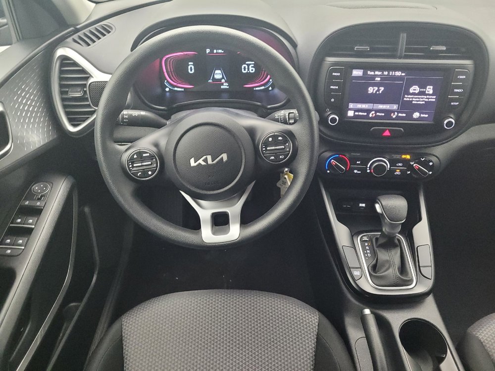 Used 2025 Kia Soul S image 22