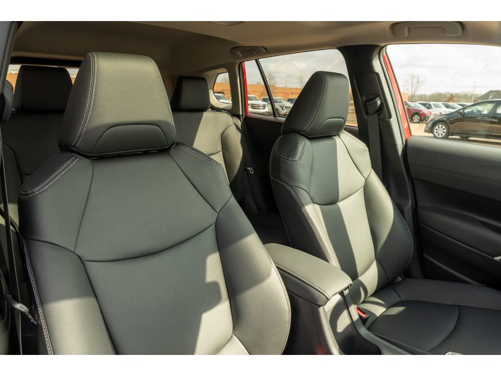 Used 2026 Toyota Corolla Cross XLE w/ Convenience Package image 20