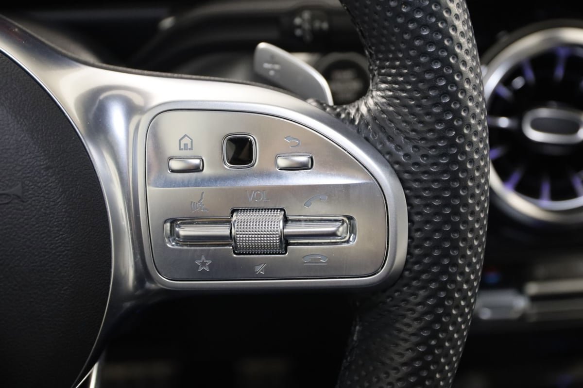 Used 2022 Mercedes-Benz GLB 35 AMG 4MATIC image 43