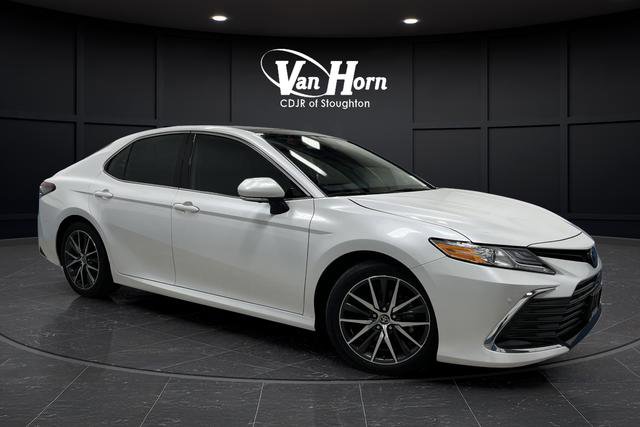 Used 2023 Toyota Camry XLE w/ Navigation Package image 37