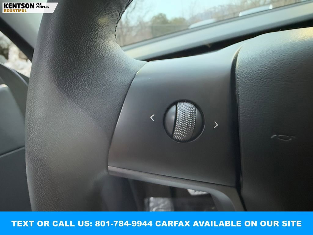 Used 2022 Tesla Model Y Performance image 19