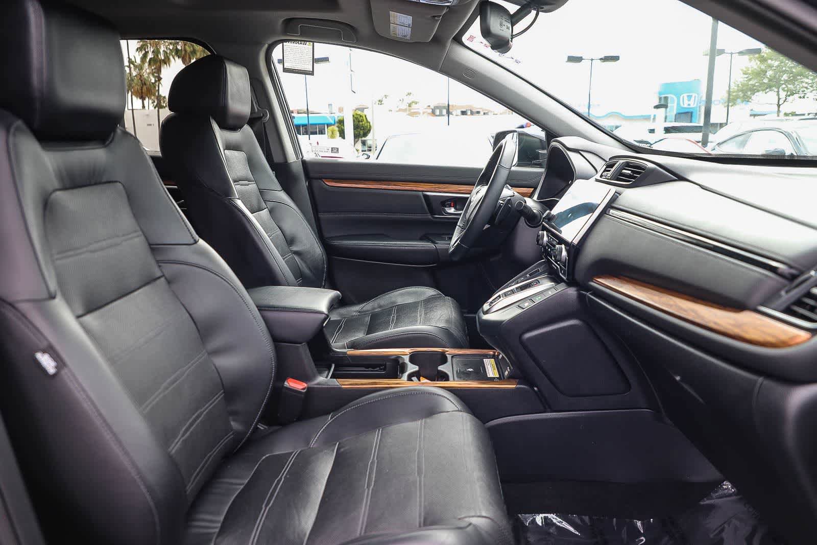 Used 2020 Honda CR-V Touring image 14