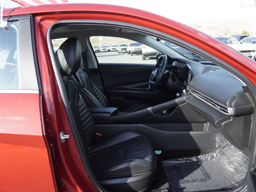 Used 2024 Hyundai Elantra Limited FWD image 31