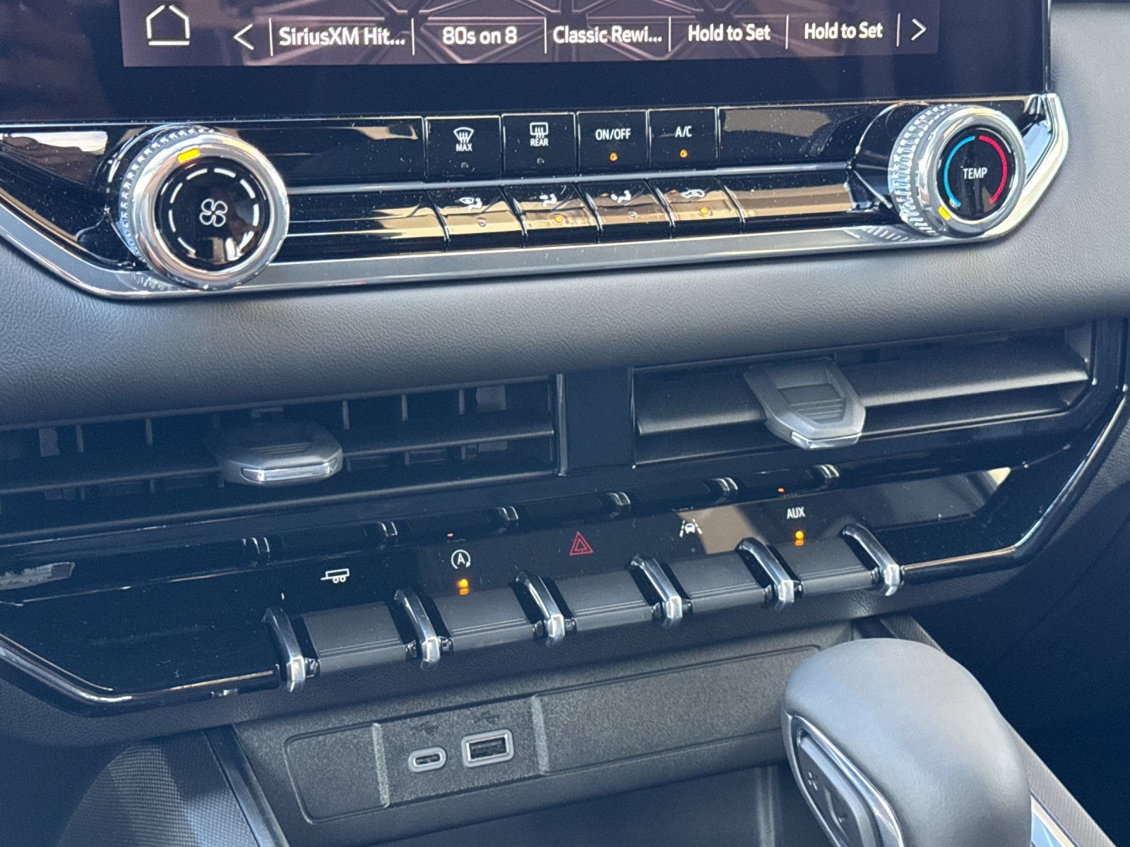New 2026 GMC Canyon Elevation w/ Technology Package RWD image 18
