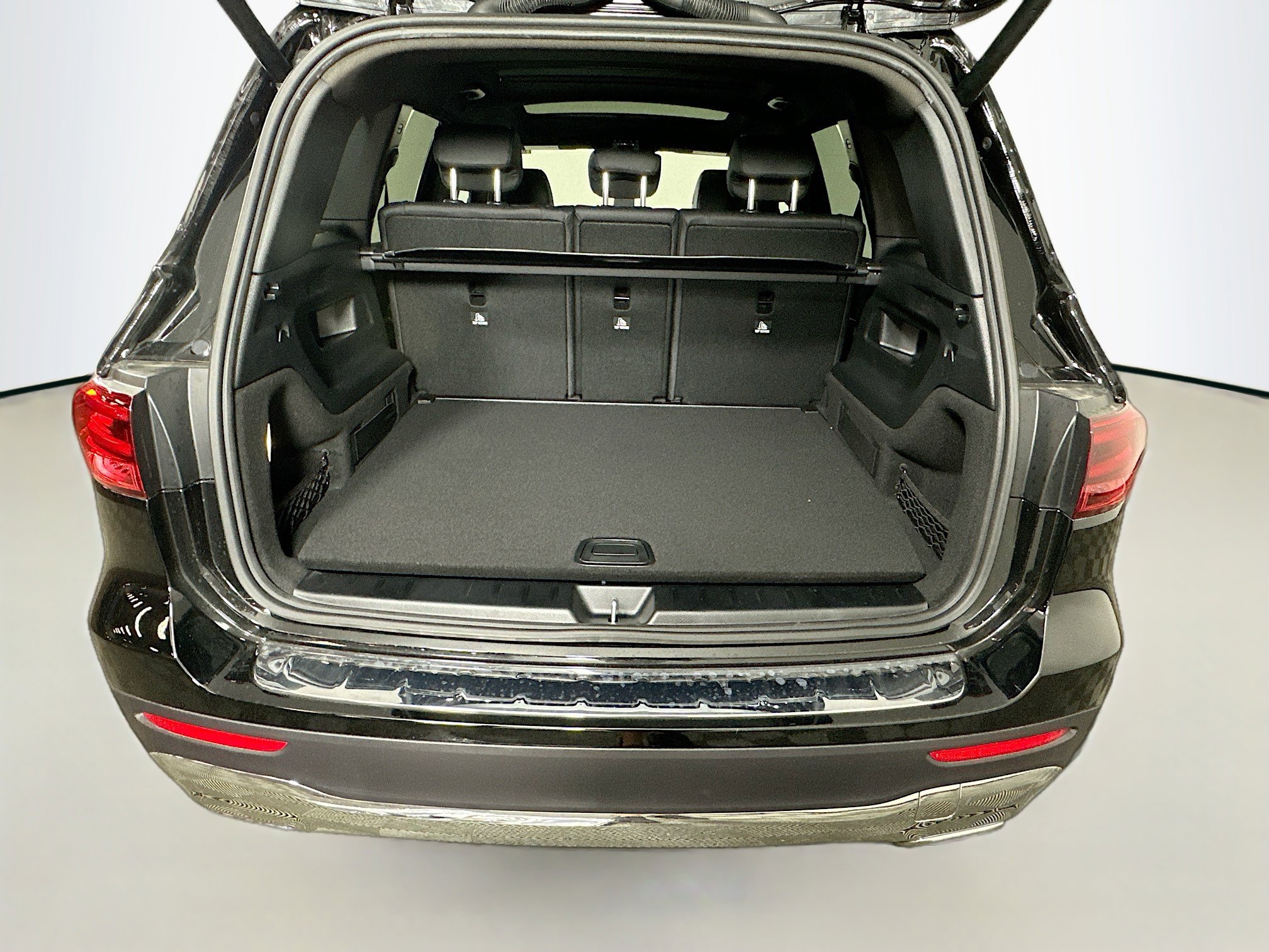 New 2026 Mercedes-Benz GLB 250 4MATIC image 26