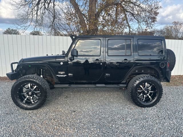Used 2012 Jeep Wrangler Unlimited Sahara w/ Connectivity Group image 2