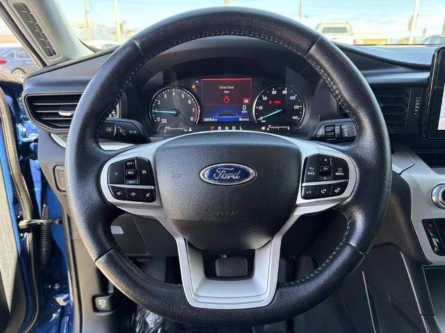 Certified 2022 Ford Explorer XLT image 9