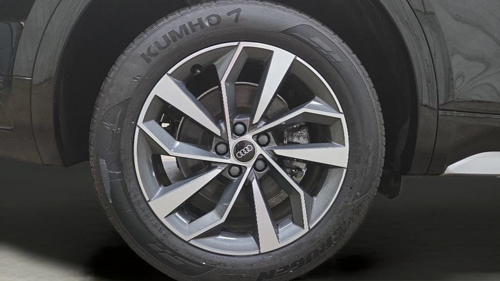 Used 2023 Audi Q5 2.0T Premium Plus AWD/4WD image 31