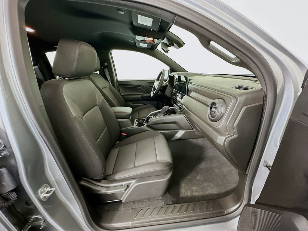 Used 2025 Chevrolet Colorado W/T w/ WT Convenience Package II image 28