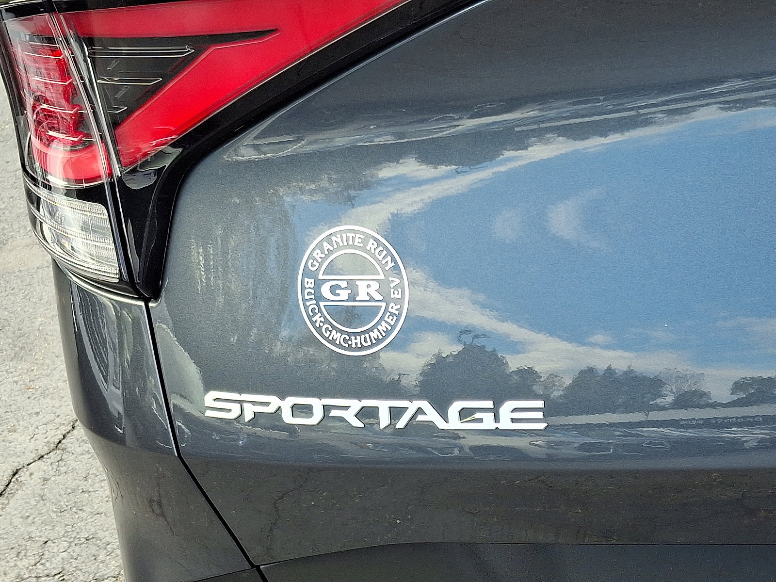 Used 2023 Kia Sportage LX image 30