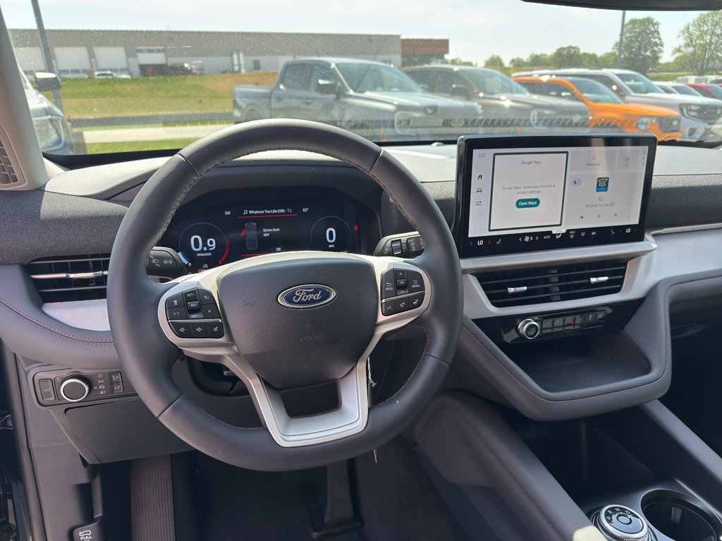 New 2026 Ford Explorer Active RWD image 9