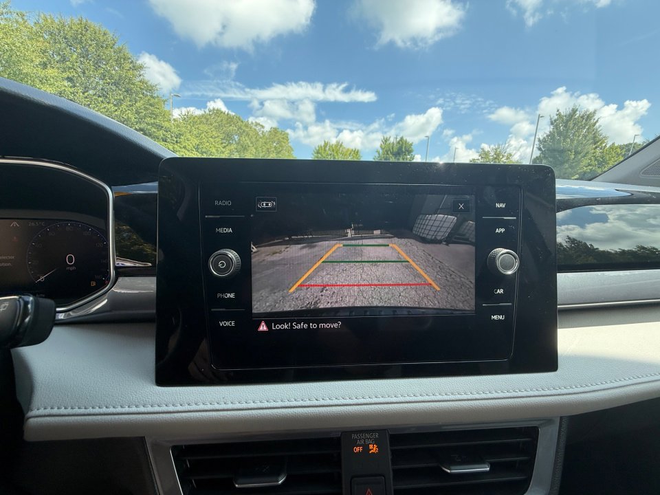 New 2025 Volkswagen Taos SEL image 19